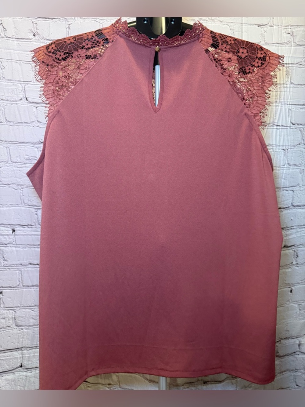 Belldini Lace Yoke Sleeveless Top - Mauve - Picture 4 of 9